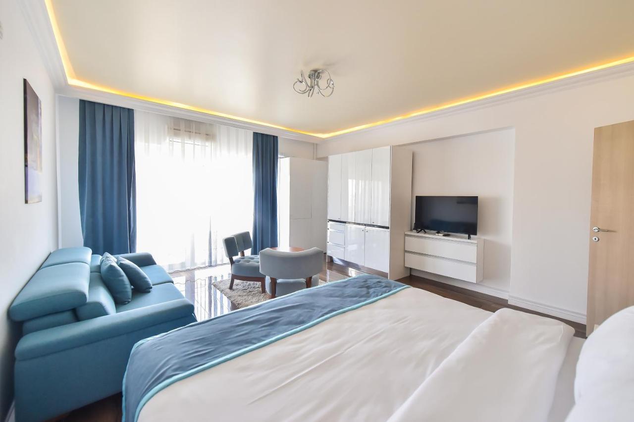 White Tower Private Apartment Beach View Mamaia Exterior foto